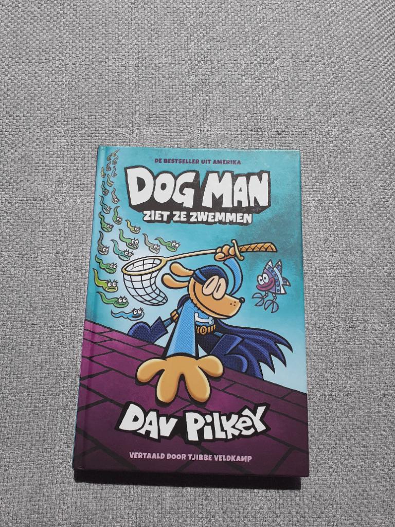 Dogman ziet ze zwemmen, Boeken, Ophalen, Zo goed als nieuw, Cartoons