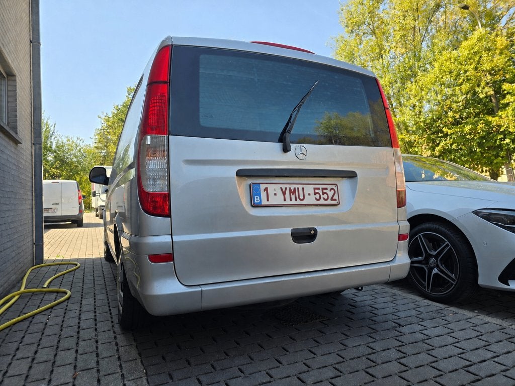 MERCEDES VITO - lichte vracht - 158000KM, Voorwielaandrijving, 4 deurs, Stof, Zwart