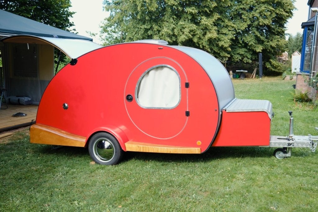 MY DROP rode minicaravan, Caravans en Kamperen, Caravans, Particulier, tot en met 2, 500 - 750 kg, Overige, Overige merken, Frans bed