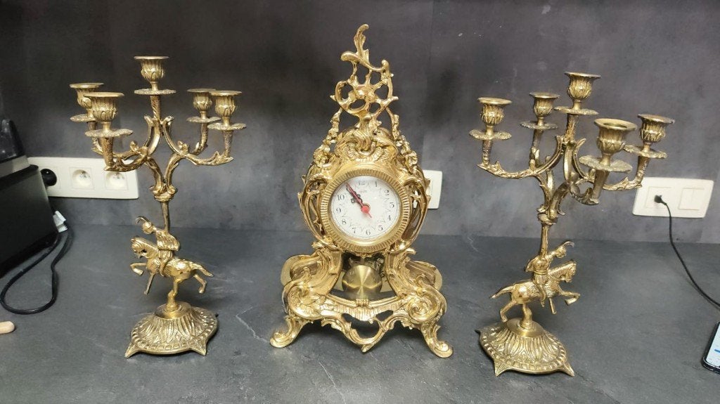 ensemble de cheminée en cuivre, Enlèvement