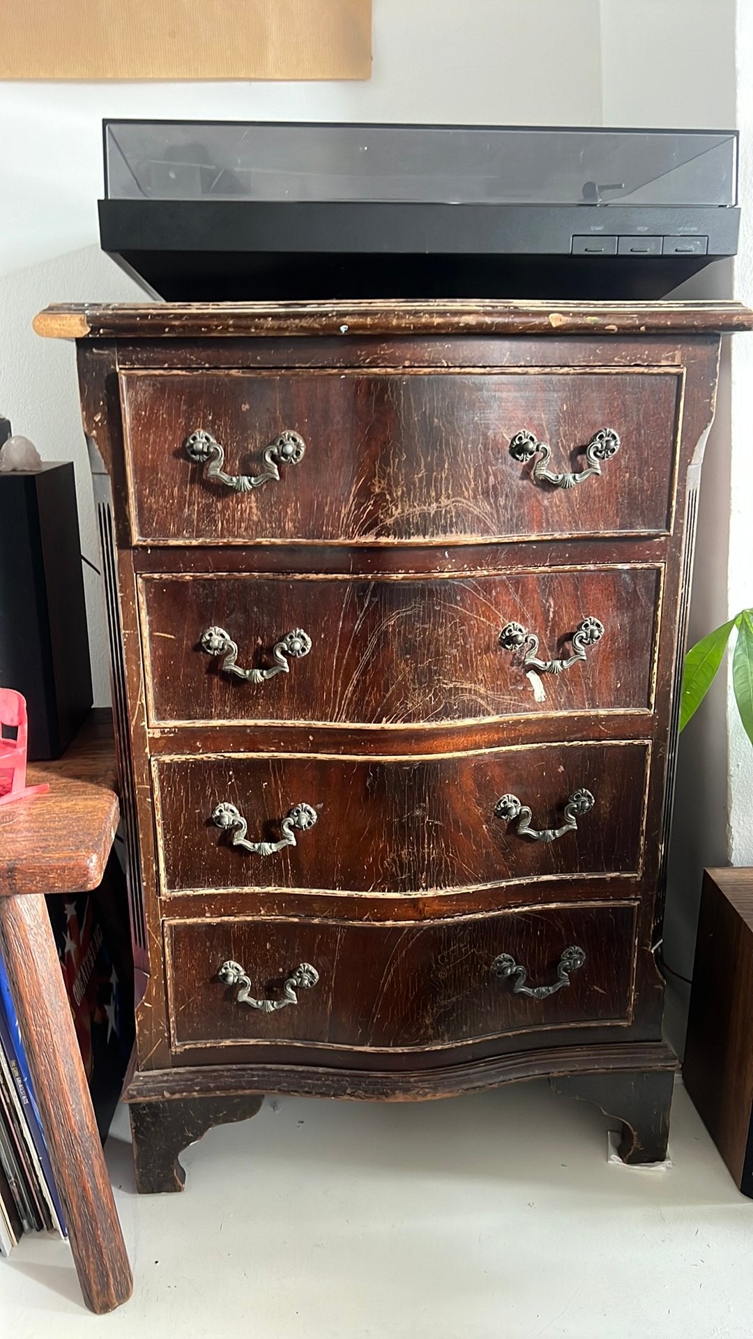 Cupboard, 3 ou 4 tiroirs, Enlèvement, Utilisé