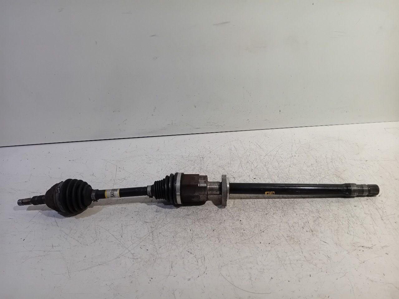 Aandrijfas rechts voor Opel Meriva, Auto-onderdelen, Onderdelen@venauto.nl, Van der Ven Autorecycling B.V., Gebruikt, Ettenseweg 76, 4706 PB Roosendaal, The Netherlands