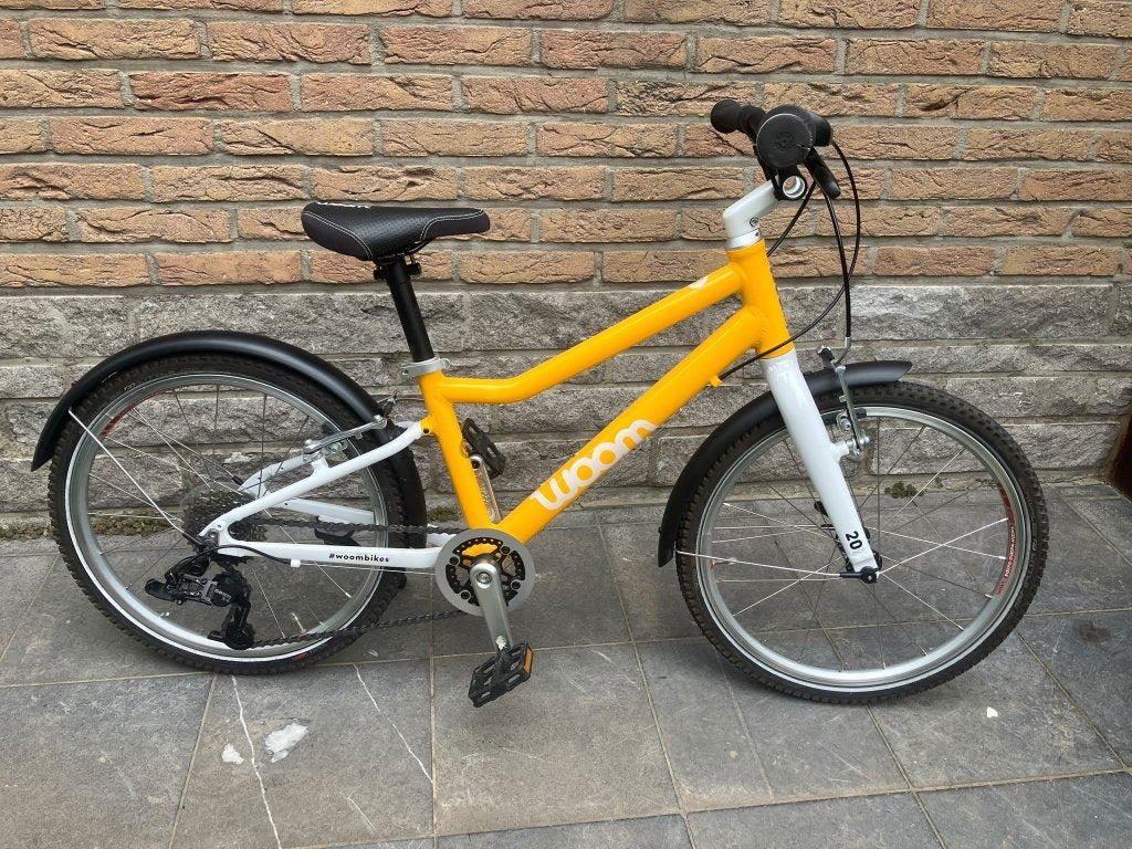Woom 4 kinderfiets, Ophalen, Zo goed als nieuw, Velgrem, 16 tot 20 inch
