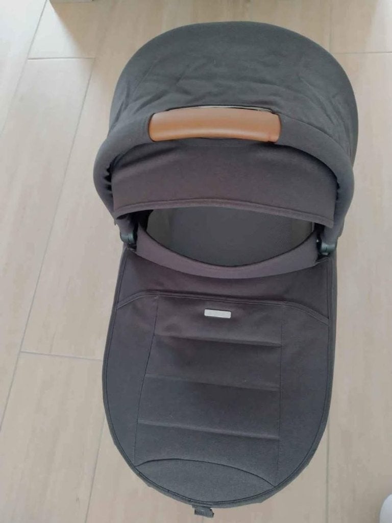 Draagmand reiswieg, Kinderen en Baby's, Ophalen, Zo goed als nieuw, Mutsy