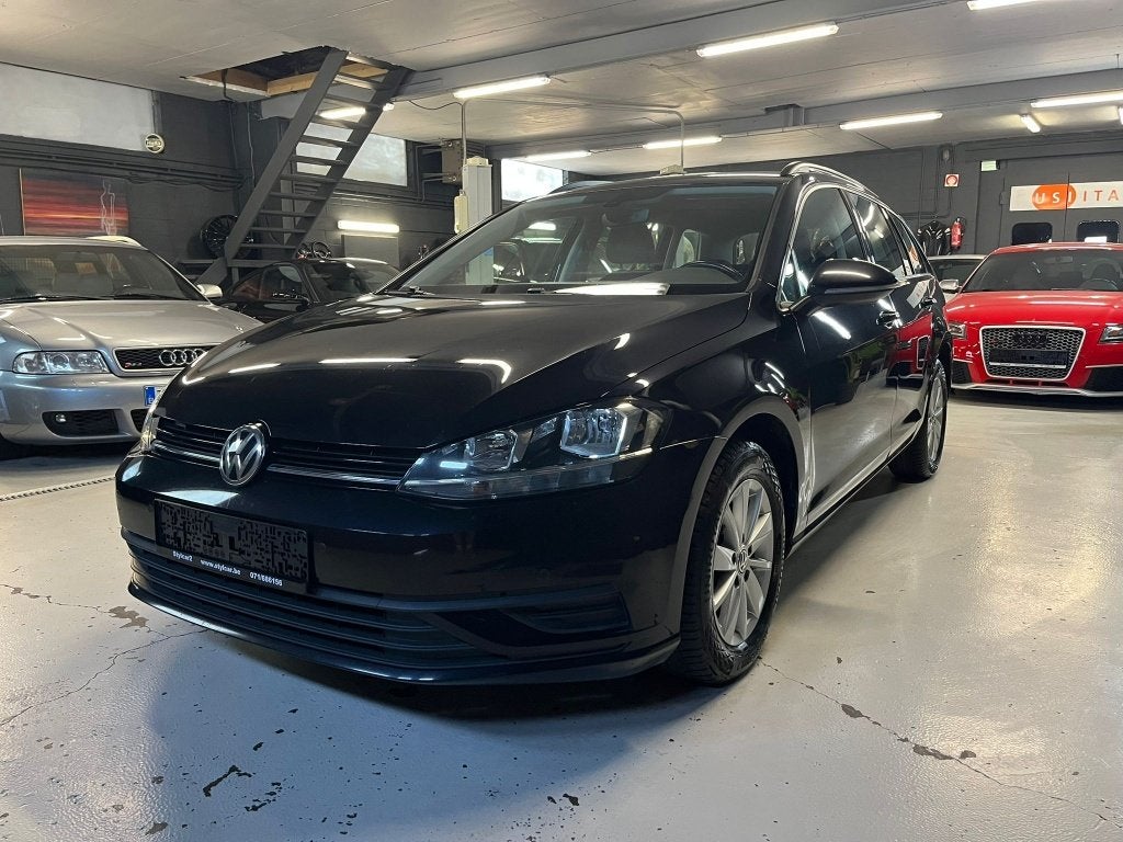 VW GOLF 7 **BREAK** BOITE AUTO** 12 MOIS DE GARANTIE, Autos, Euro 6, Entreprise, Entretenue par le concessionnaire, 5 portes