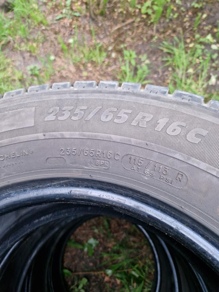 Te koop banden Michelin 235/65/16/C, Auto diversen, Ophalen, Gebruikt