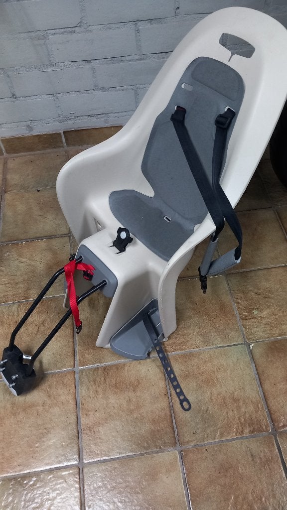 Kinderfietsstoeltje tot  22Kg, Fietsen en Brommers, Achterzitje, Zo goed als nieuw, Ophalen, DEcathlon