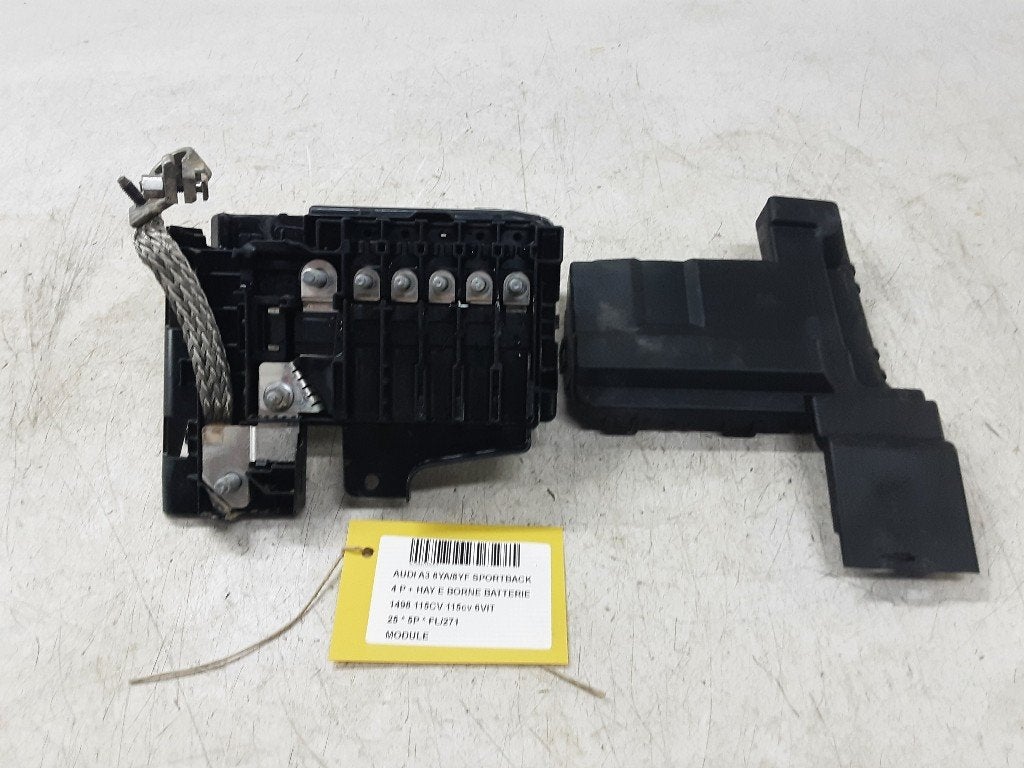 UNITE ELECTRONIQUE Audi A3 Sportback (8YA) (5WA915429A), Auto-Union-Straße  1,
85057  Ingolstadt, DE, Info@audi.de, Audi, Utilisé