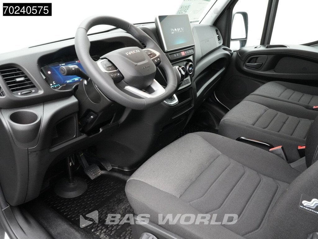 Iveco Daily 35C18 BPM VRIJ! 3.0L Automaat L3H2 180PK Dubbell, Auto's, Bestelwagens en Lichte vracht, Automaat, Stof, Euro 6, 4 cilinders