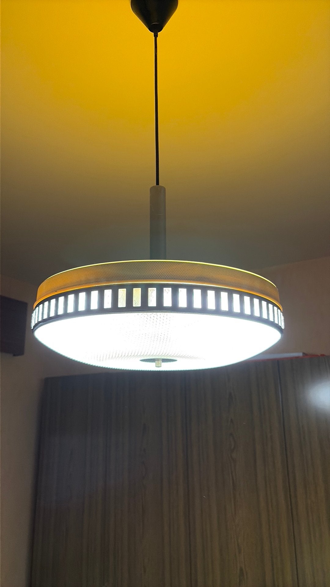 Vintage tafellamp in plexi, Huis en Inrichting, Ophalen of Verzenden, Gebruikt, Kunststof, Vintage jaren 60-70