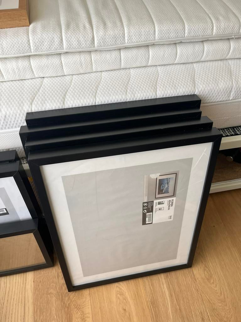 Fotolijsten (Ribba van Ikea), Enlèvement, Utilisé