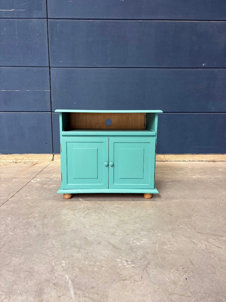 vintage tv-kastje met deurtjes en kabelgat, Ophalen, Gebruikt, Landelijk / vintage houten kastje, nieuw geverfd, Eikenhout