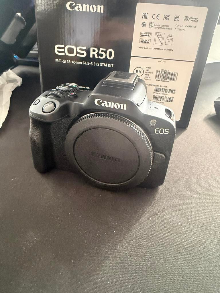 Canon EOS R50 + 18-45mm lens kit, Ophalen of Verzenden, Nieuw, Compact, Canon