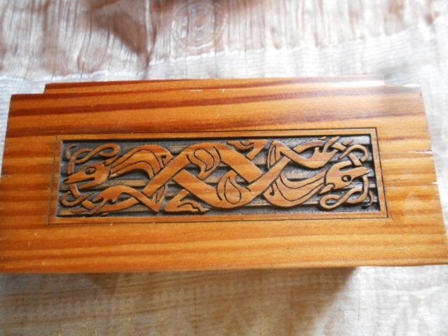 artisanat celtique, bois massif, Mammifère, Marqué, Autres styles, Bois