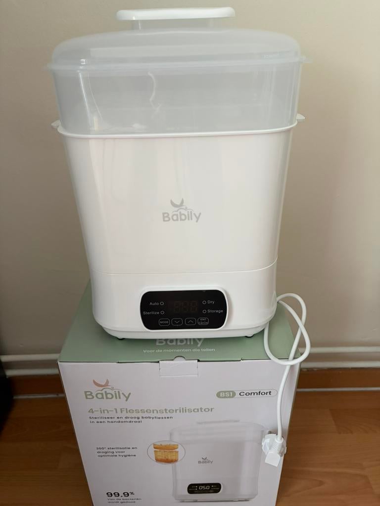 Babily 4-in-1 sterilisator en droger voor flessen en spenen., Kinderen en Baby's, Babyvoeding en Toebehoren, Ophalen, Zo goed als nieuw
