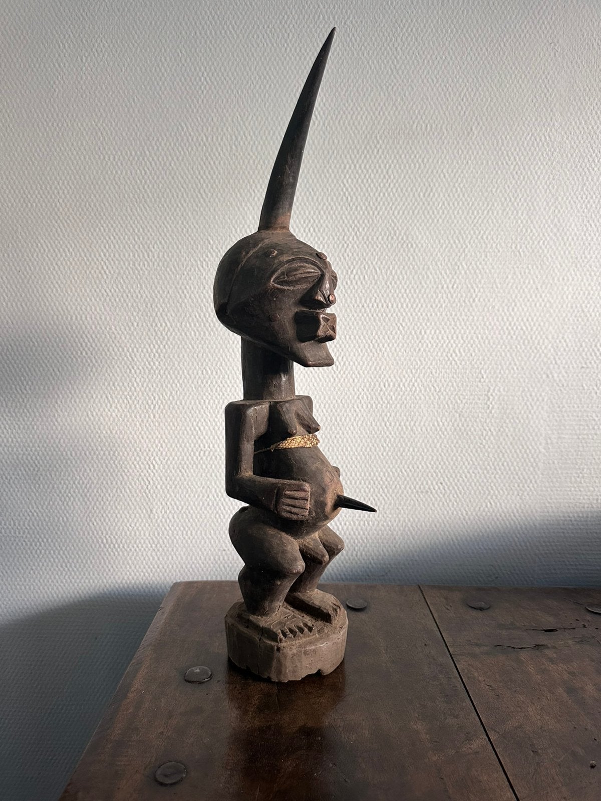 Songye Fétiche Nkisi privé collectie Matadi 1920, Antiek en Kunst, Kunst | Niet-Westerse kunst, Afrika, Verzenden, Beeld