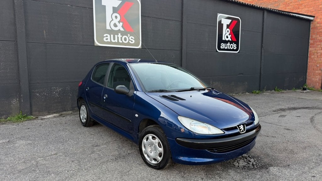 Peugeot 206 1.4i, Autos, Achat, Entreprise, Boîte manuelle, https://public.car-pass.be/vhr/9e69c2c6-2a3e-48ff-9dec-28c31ed4db81