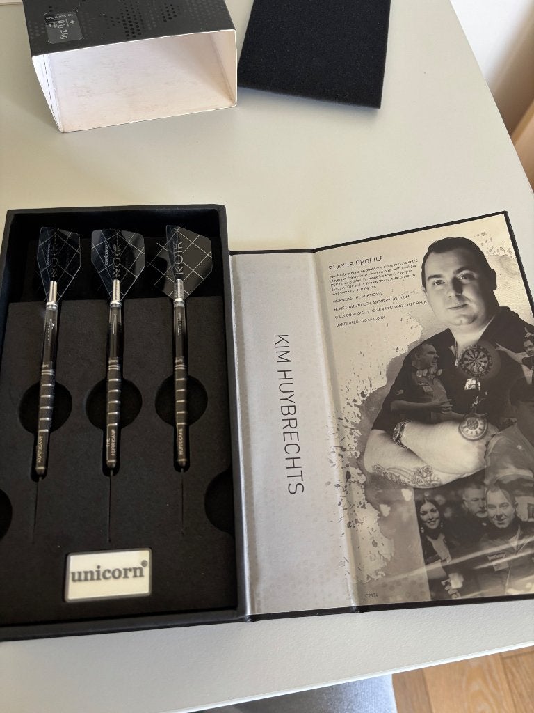 Kim Huybrechts unicorn noir darts 24 gram nieuw, Ophalen of Verzenden, Nieuw, Pijlen