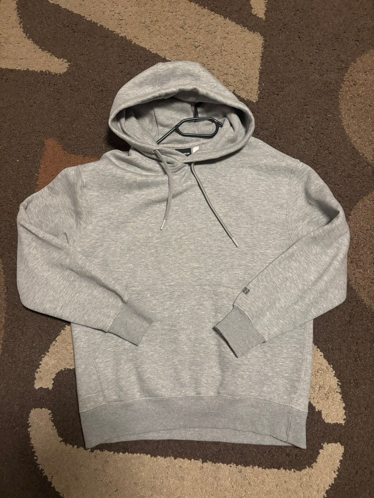 Sweat à capuche Pull & Bear, Enlèvement ou Envoi, Neuf, Taille 48/50 (M), Gris