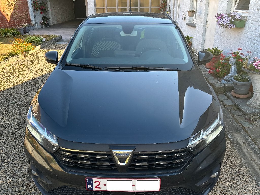 DACIA Sandero - Benzine - BJ2022 - 27.400km, Autos, Dacia, Achat, Autres couleurs, Noir, Berline