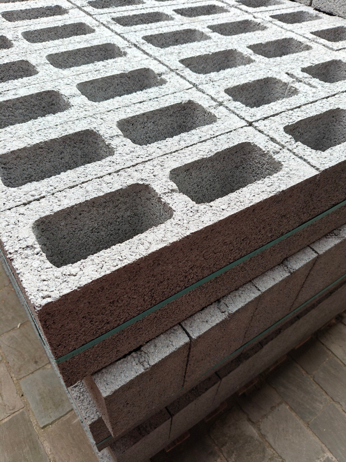 BETONBLOK HOL 39/14/19, Doe-het-zelf en Bouw, Metselstenen, Ophalen, Nieuw, Beton