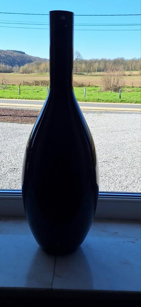 Vase Leonardo noir, Enlèvement, Noir