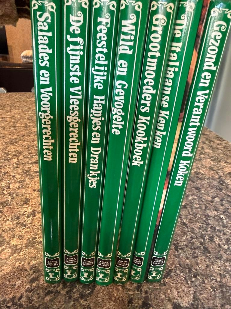 7 kookboeken “Koken zonder grenzen”, Boeken, Encyclopedieën, Zo goed als nieuw, Ophalen of Verzenden