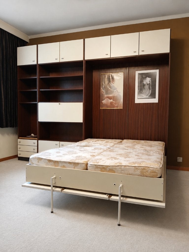 Bedkast en Wandkast, als nieuw want in perfecte staat!!!, Antiek en Kunst, Antiek | Meubels | Kasten, Ophalen