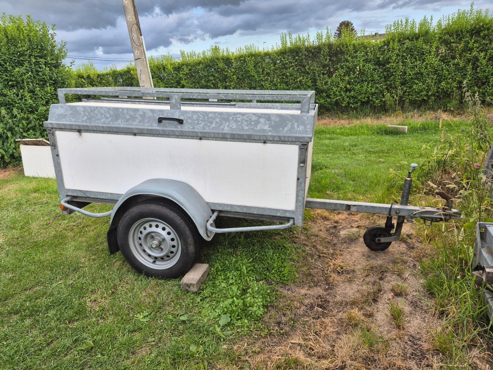 Bagagewagen power trailer, Enlèvement