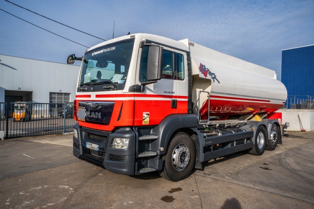 MAN TGS 26.360 +CMA ALU 19.000L+6COMP (bj 2016), Auto's, Vrachtwagens, Automaat, MAN, Wit, Bedrijf