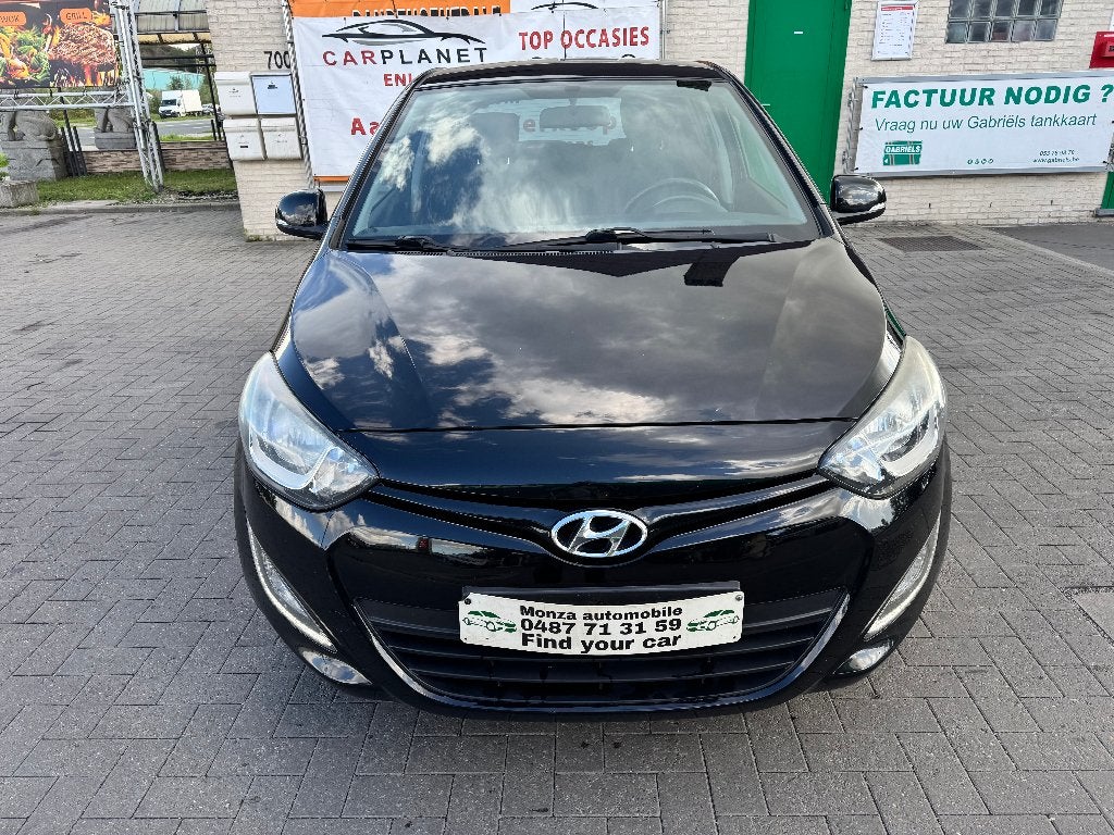 HYUNDAI, Autos, Euro 5, Achat, 4 portes, Boîte manuelle