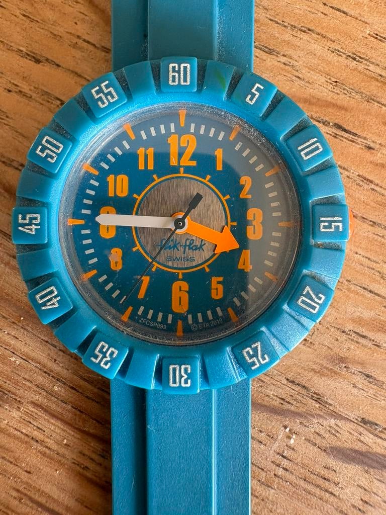 Montre Flik Flak très bon etat, Enlèvement ou Envoi, Comme neuf, Bleu, Garçon ou Fille