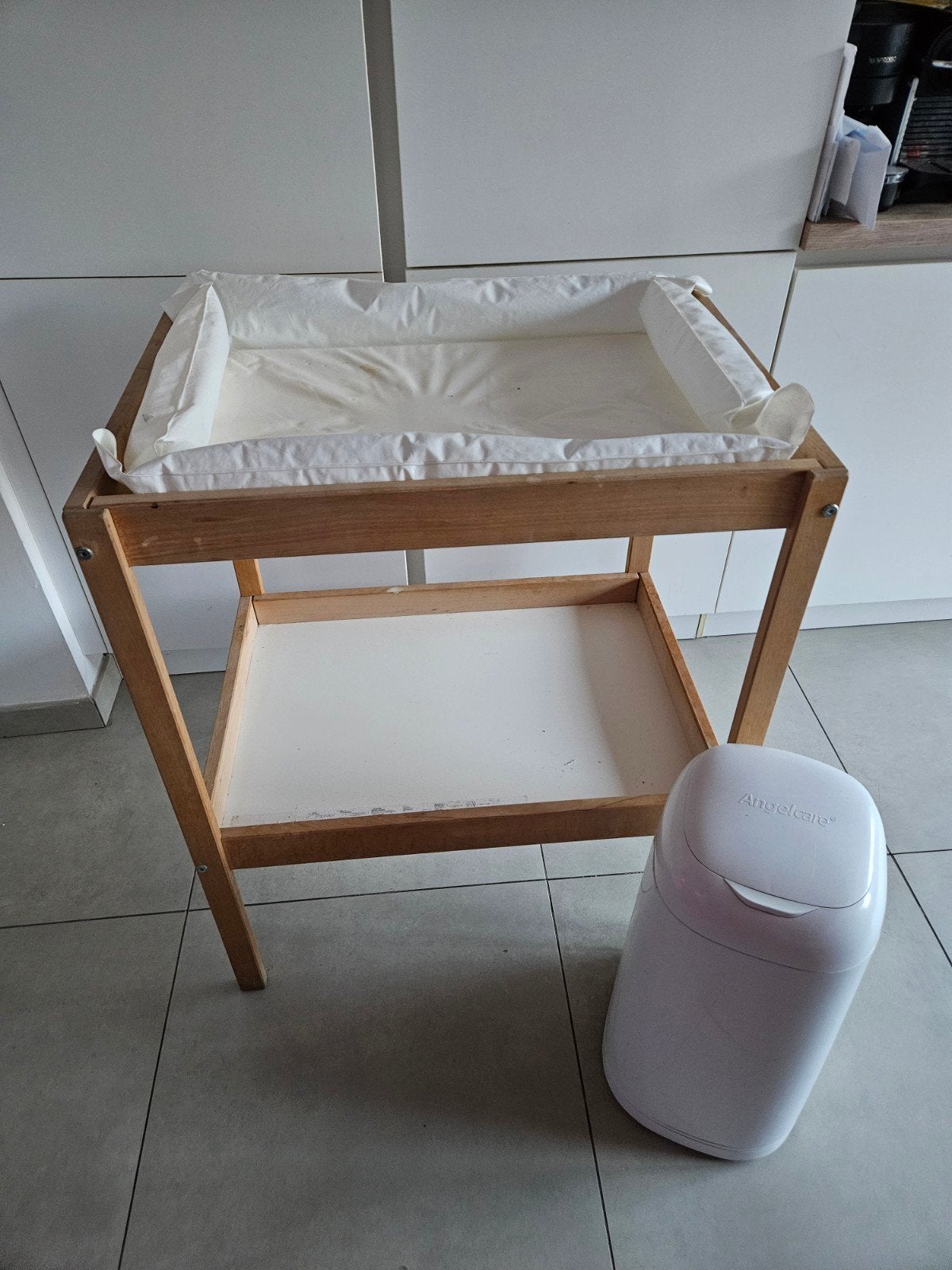 table à langer ikea, Enfants & Bébés, Enlèvement, Comme neuf, 105 cm ou plus