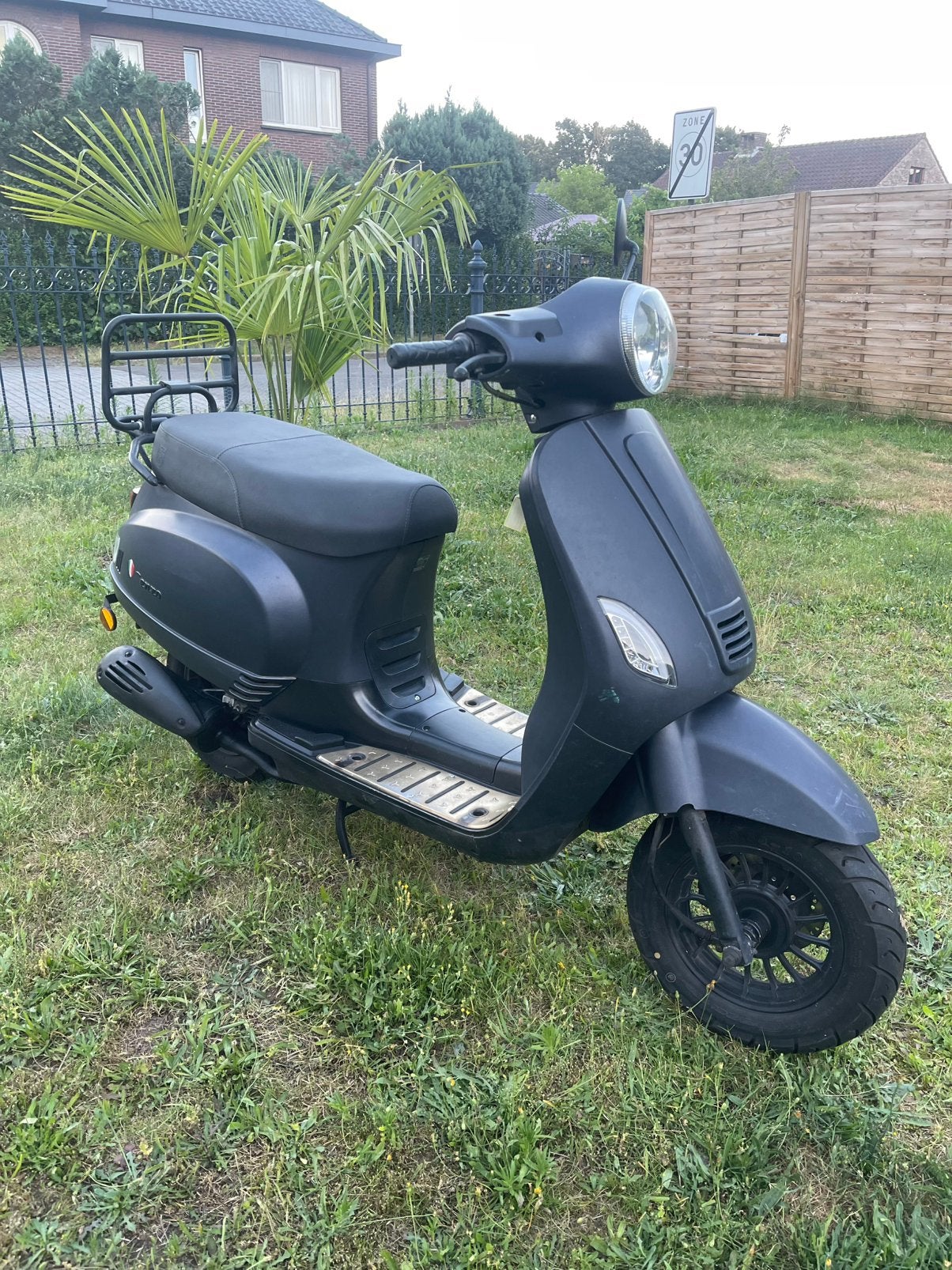 SENZO ‘2019 A-Klasse Scooter, Fietsen en Brommers, Scooters | Yamaha, Ophalen
