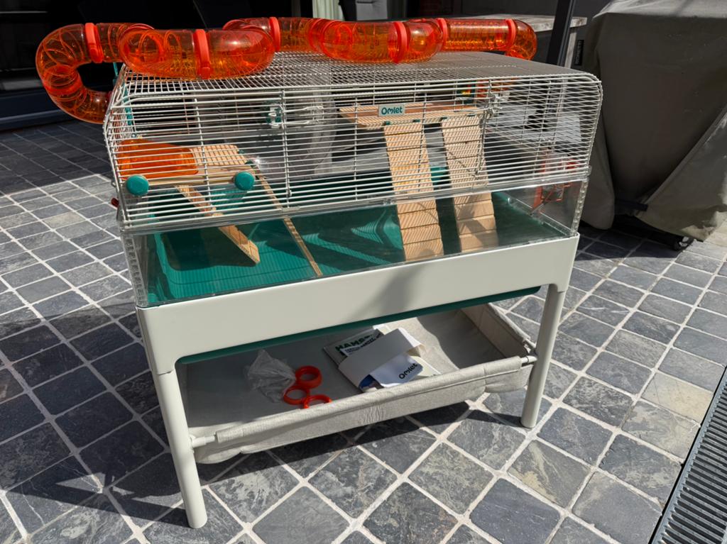 Luxe Omlet Hamster Habitat met tunnels & meubel in Ronse, Dieren en Toebehoren, Ophalen, Zo goed als nieuw, Hok