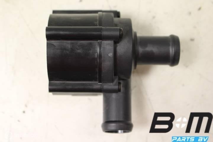 Extra waterpomp Audi A4 8K Avant, Gebruikt