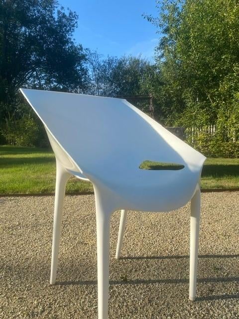 STARCK DR. YES TUINSTOELEN (SET VAN ZES; WIT/BEIGE), Tuin en Terras, Tuinstoelen, Ophalen, Zo goed als nieuw, Kunststof