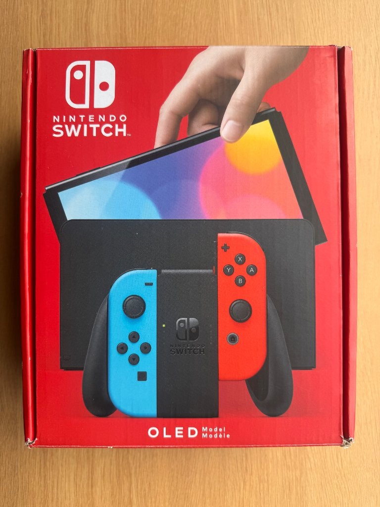 Nintendo Switch Oled, NIEUW, Mario Kart 8 en hoes., Consoles de jeu & Jeux vidéo, Enlèvement ou Envoi, Avec jeux, Avec 2 manettes