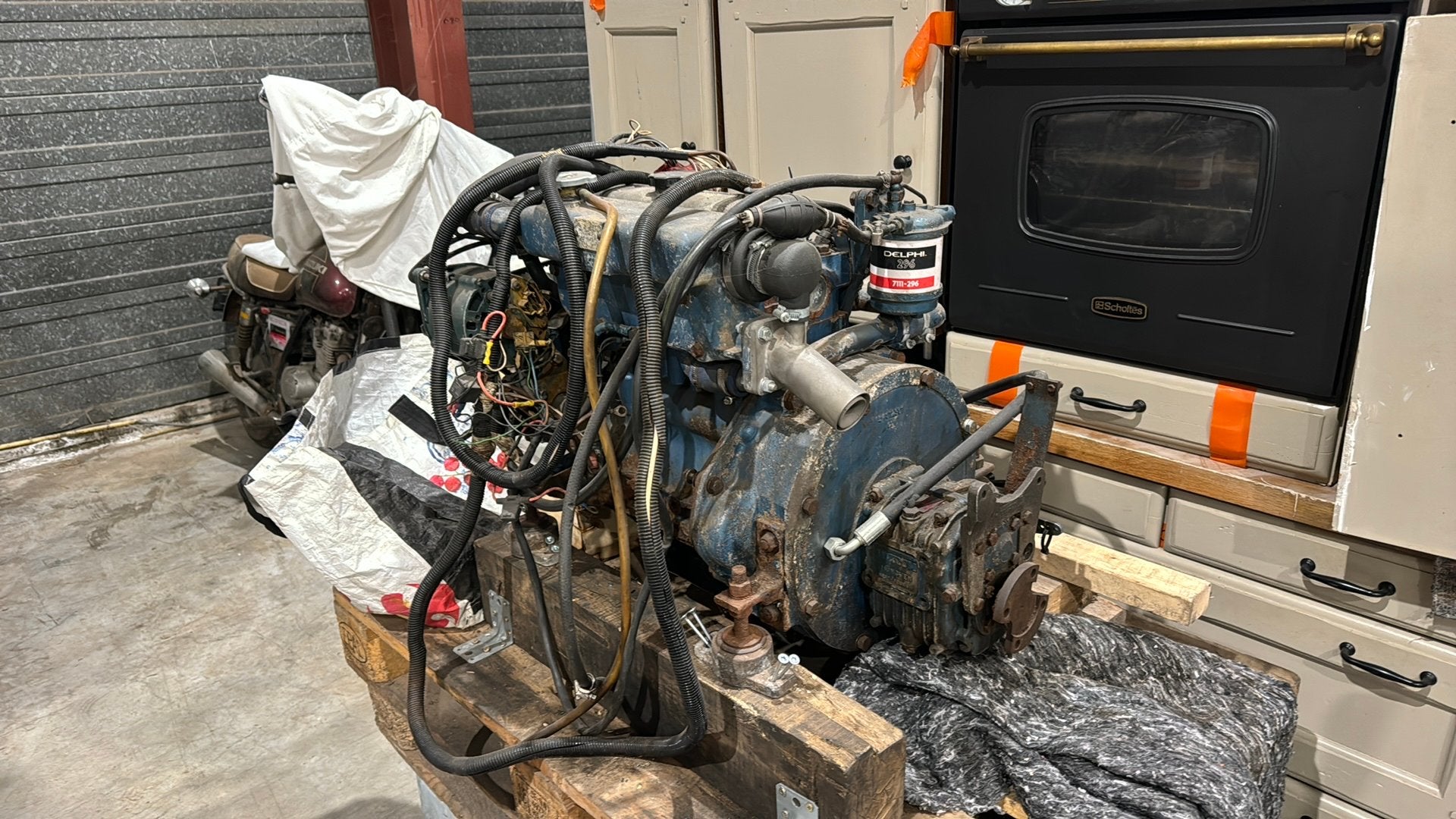Moody 376 Thornycroft T80 35hp Diesel, Enlèvement