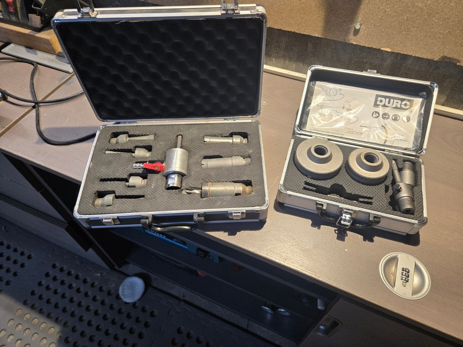 Set diamant boren in twee koffertjes, Ophalen