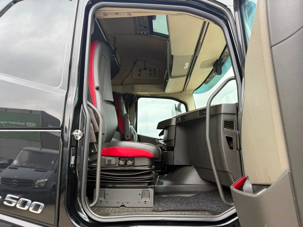 Volvo FH 500 (stock id 04058) — 22