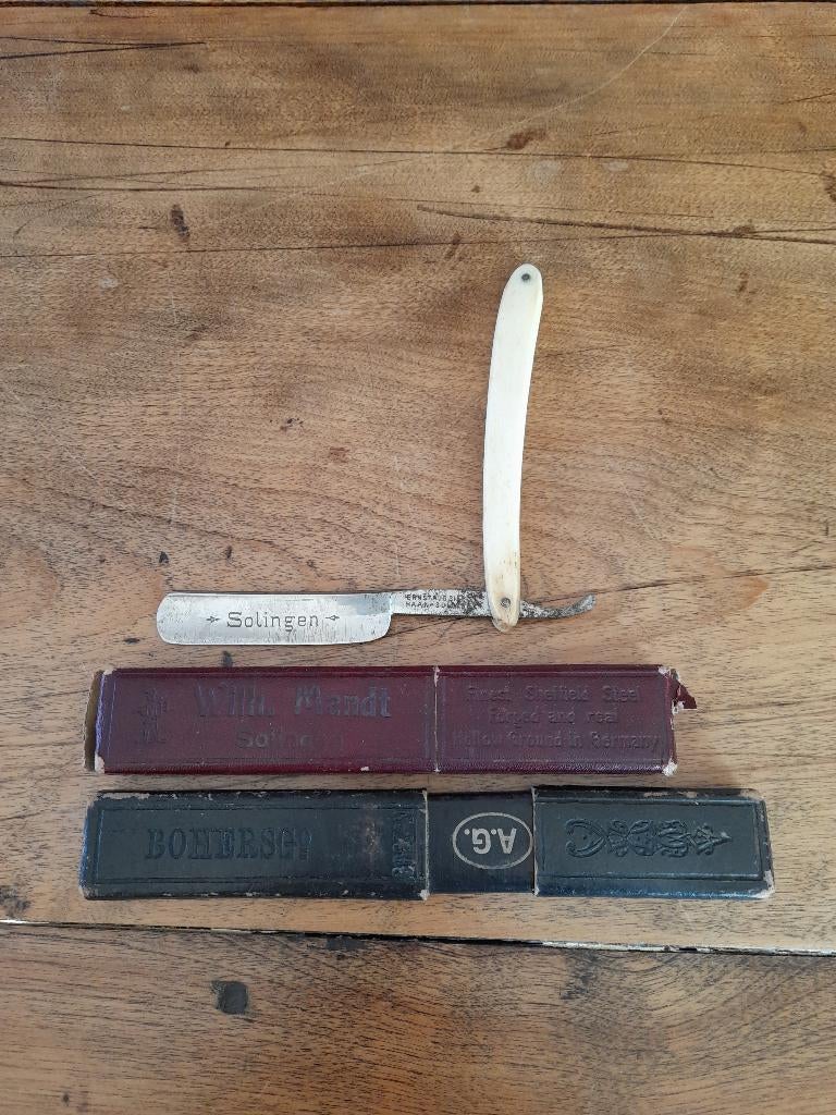 1 rasoir Ernst Aug. Siepen Haan Solingen/2 boîtes vides, Enlèvement ou Envoi