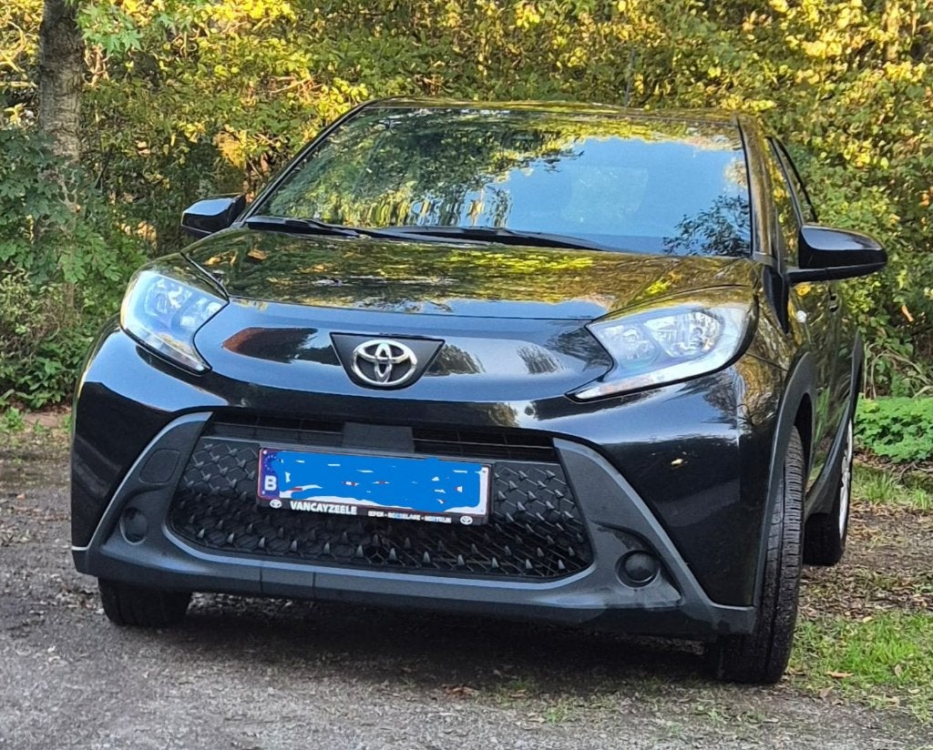TOYOTA AYGO X, Auto's, Dealer onderhouden, Stof, Zwart, 5 deurs