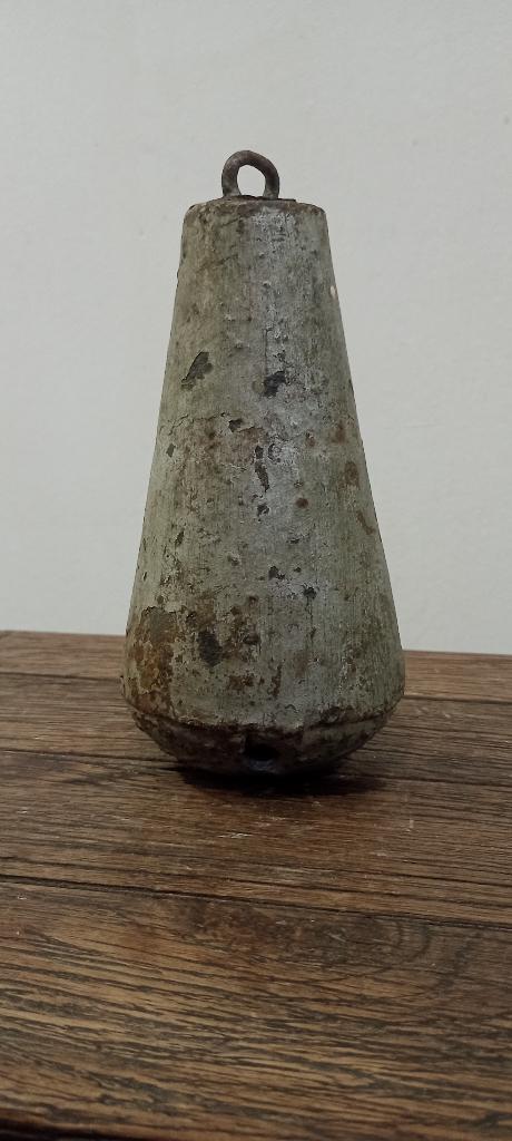Ancien contrepoids en fonte massif 4kg - Déco industrielle, Enlèvement ou Envoi