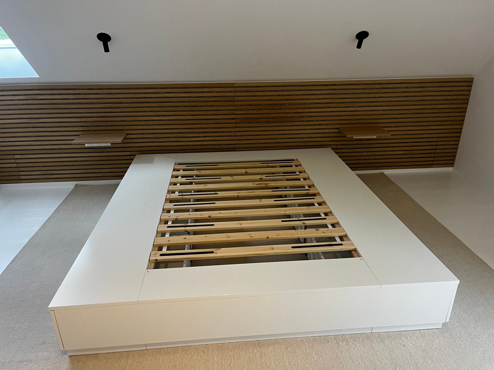 2persoonsbed Nordli Ikea 180x200, Huis en Inrichting, Ophalen, Zo goed als nieuw