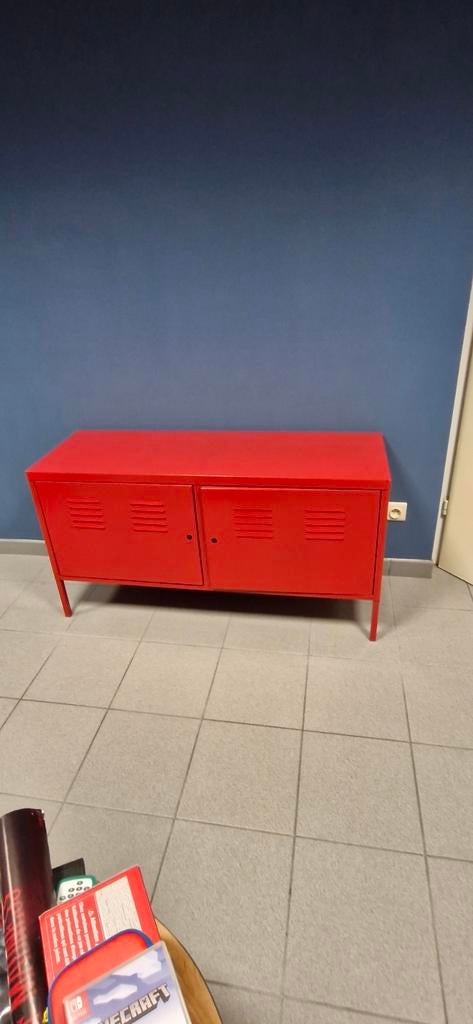 Metalen  archief / tv kast ikea.  1m20 op 35, Huis en Inrichting, Ophalen