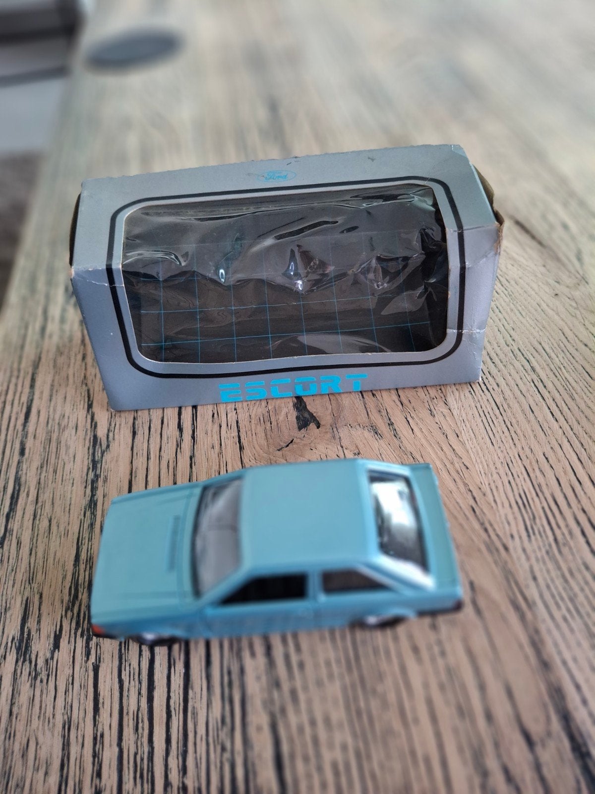 Modèles réduits de voitures : Ford Escort 1.3 GL Corgi 1/43, Enlèvement ou Envoi, Corgi
