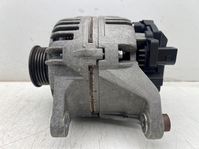 Dynamo van een Volkswagen Passat, Gebruikt, -, Volkswagen, -