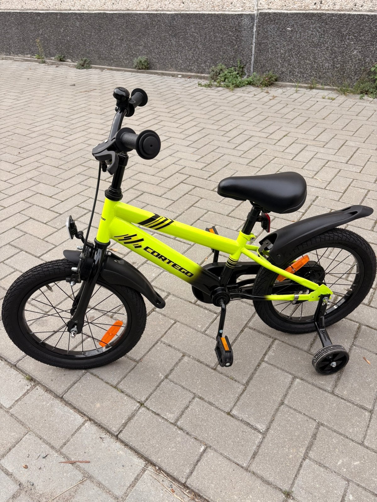 Vélo enfant 16 pouces avec 4 roues, Enlèvement, Comme neuf, 16 pouces