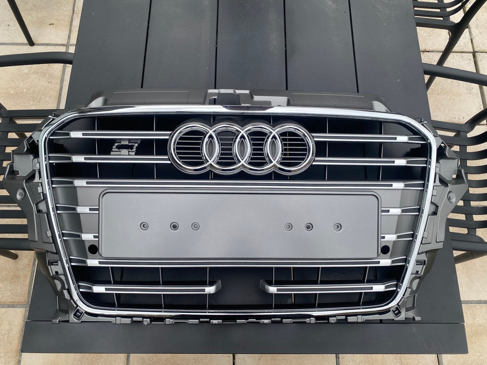 Pré-lifting de la calandre de l'Audi A3 8V S3 — ACC + PDC, Autos : Pièces & Accessoires, Enlèvement, Avant, Audi